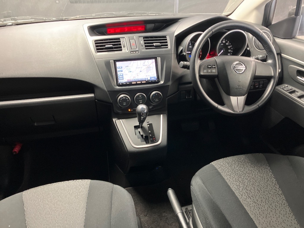 NISSAN LAFESTA