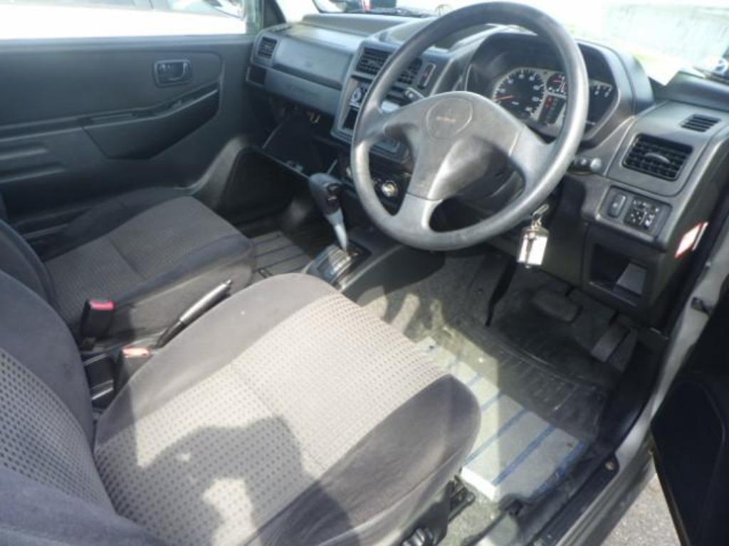 MITSUBISHI PAJERO MINI