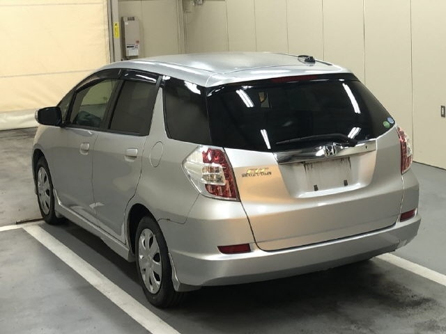 HONDA FIT SHUTTLE