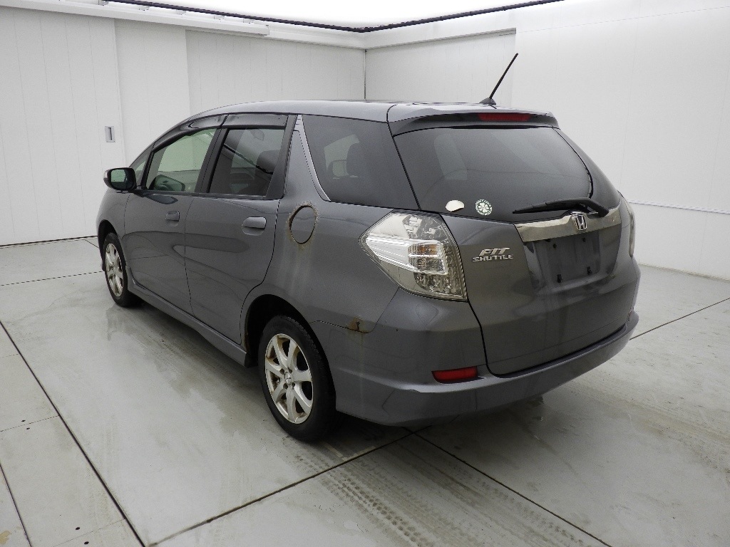 HONDA FIT SHUTTLE