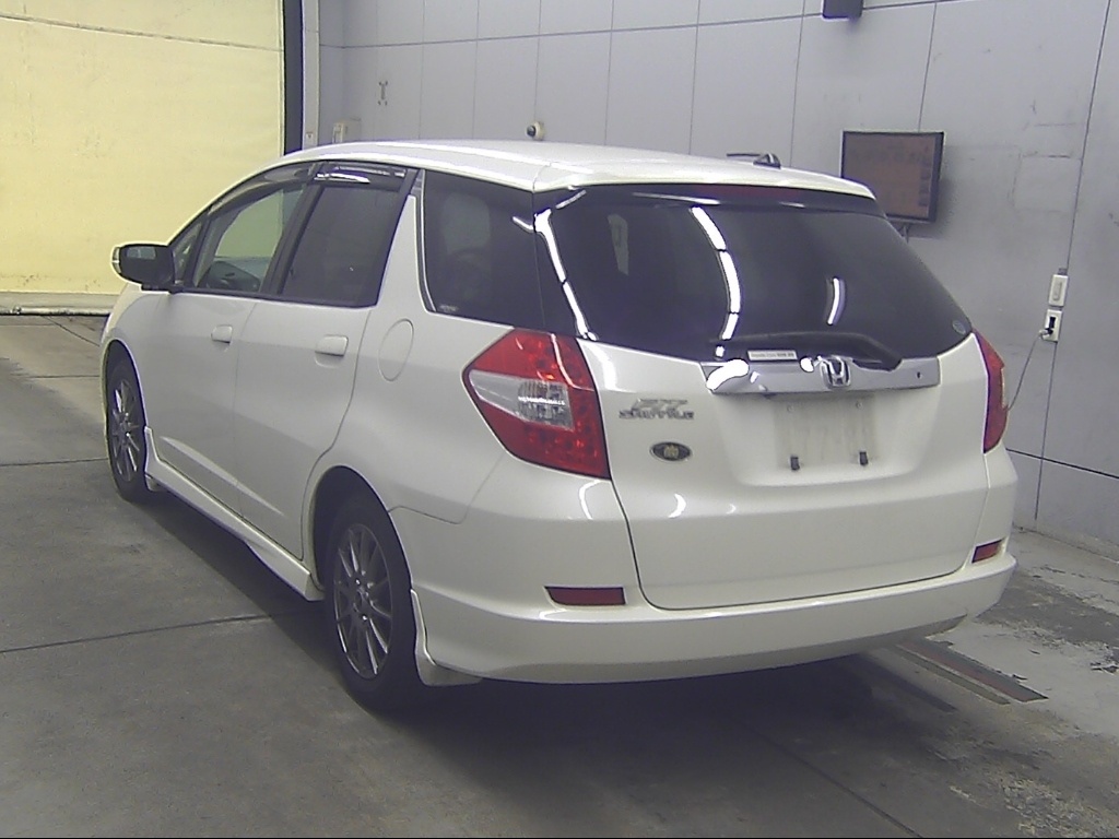 HONDA FIT SHUTTLE