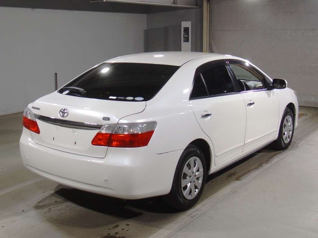TOYOTA PREMIO