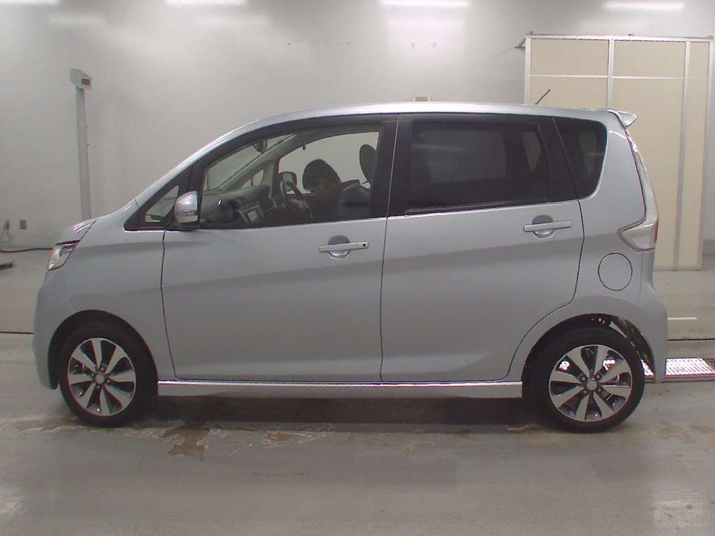 MITSUBISHI EK CUSTOM
