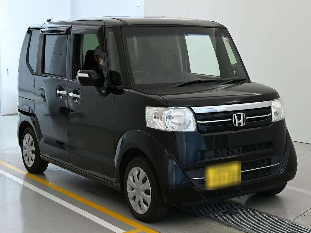 HONDA N-BOX