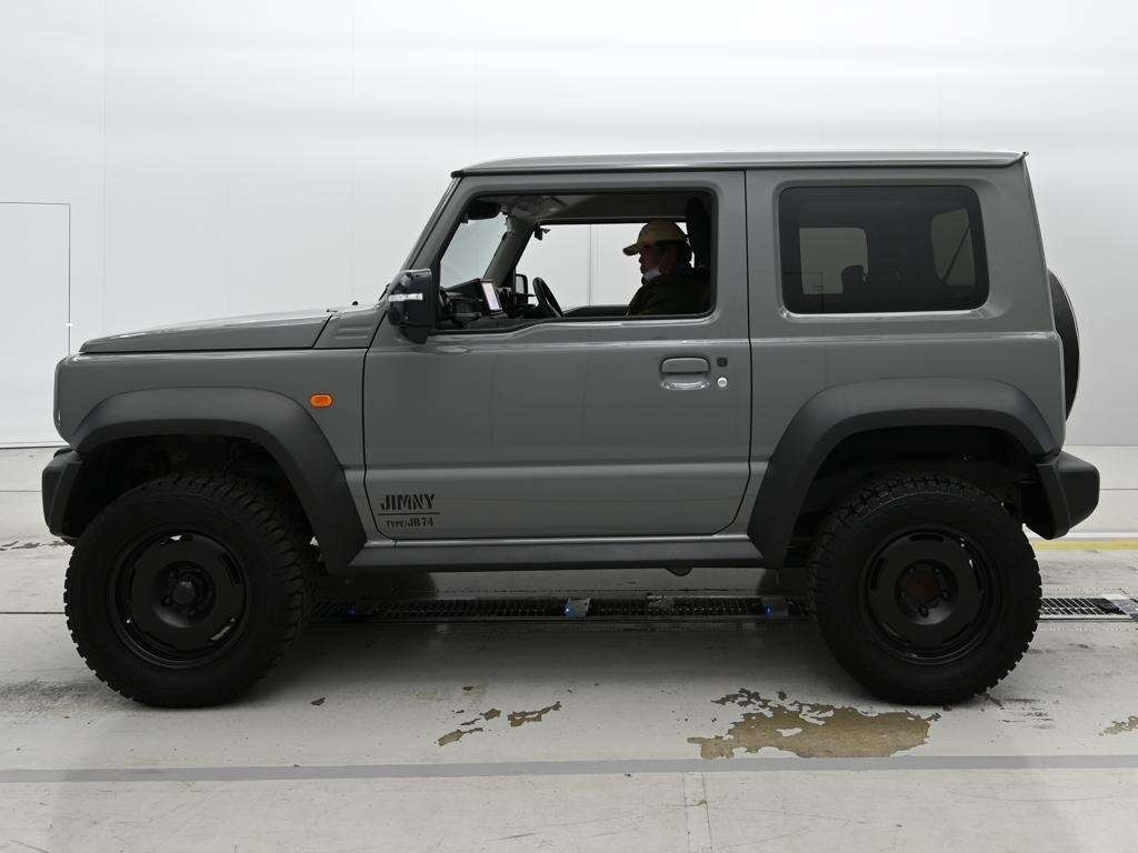 SUZUKI JIMNY SIERRA