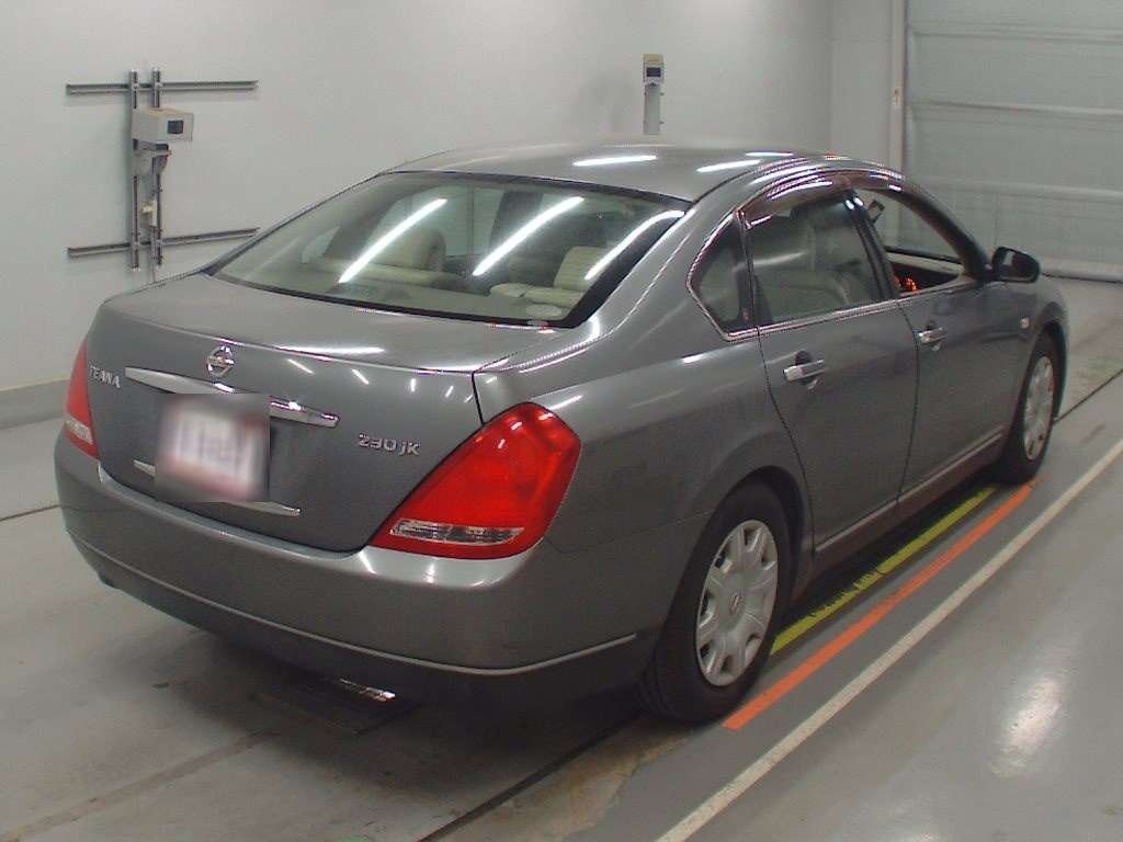 NISSAN TEANA