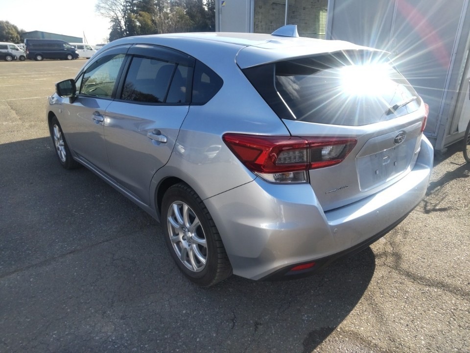 SUBARU IMPREZA