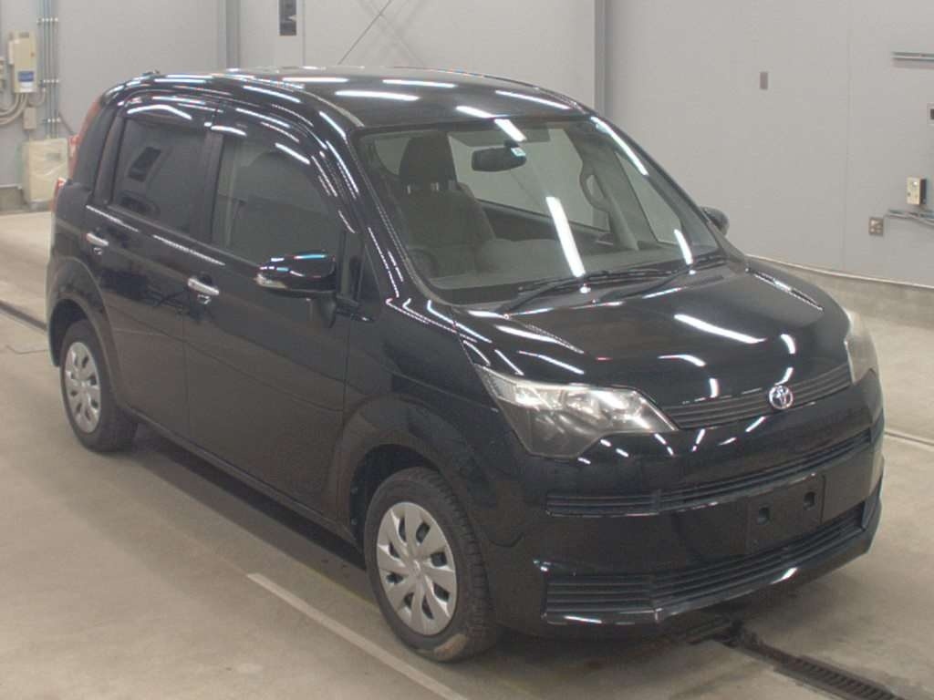 TOYOTA SPADE