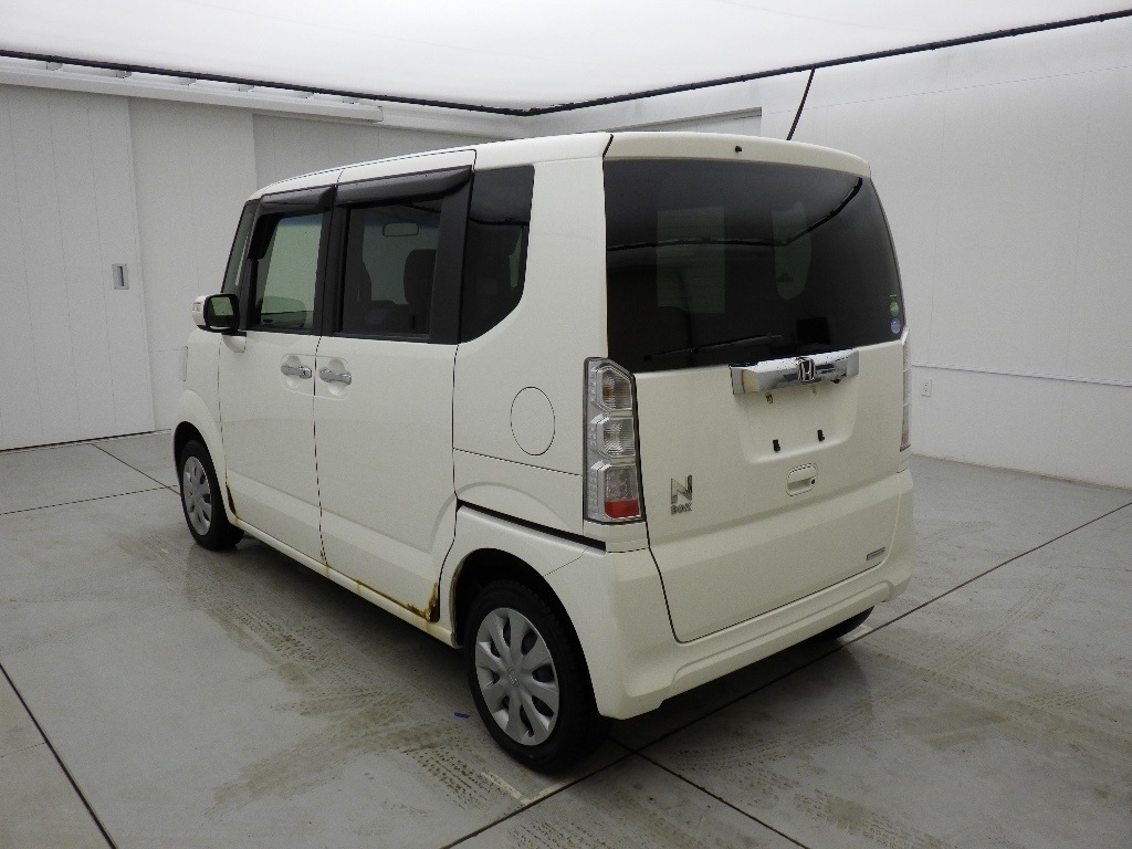 HONDA N-BOX