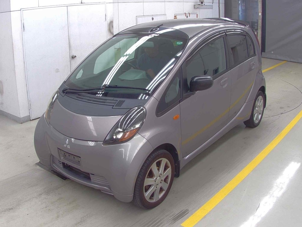 MITSUBISHI I