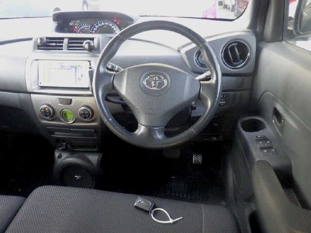 TOYOTA BB