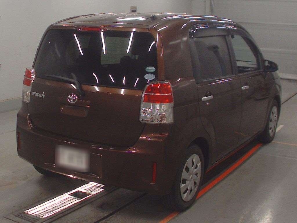 TOYOTA SPADE
