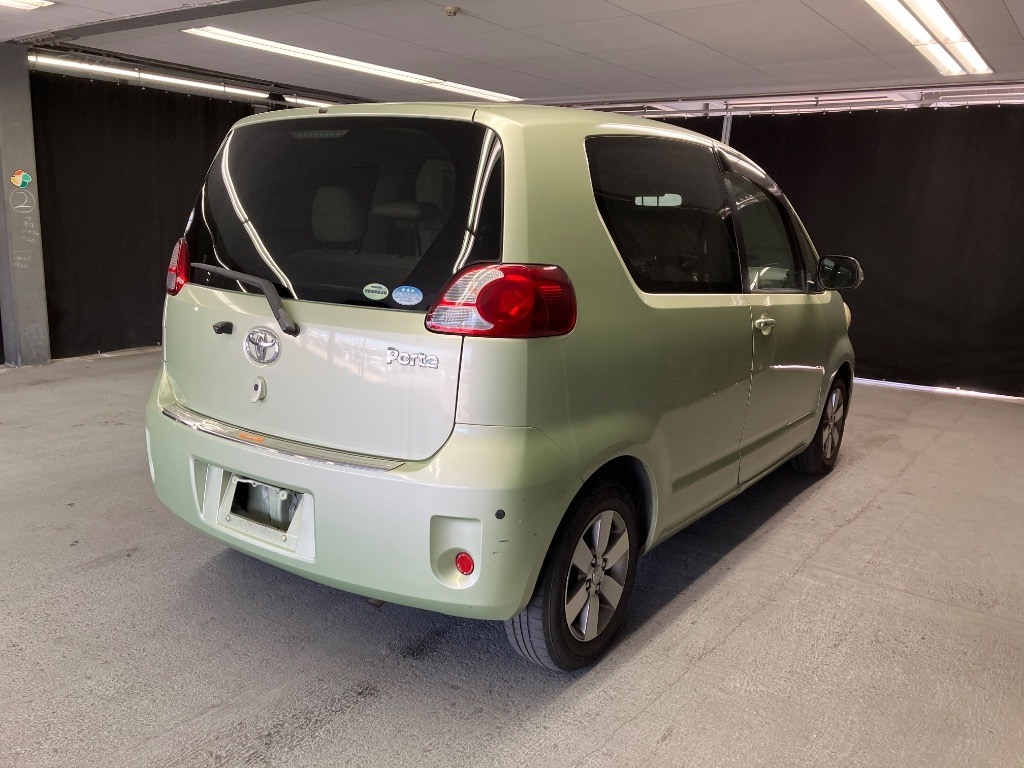 TOYOTA PORTE