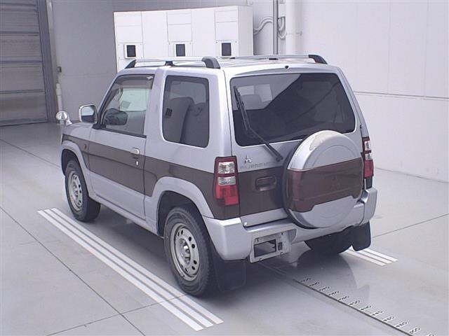 MITSUBISHI PAJERO MINI