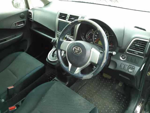 TOYOTA RACTIS