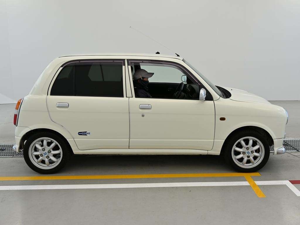 DAIHATSU MIRA GINO