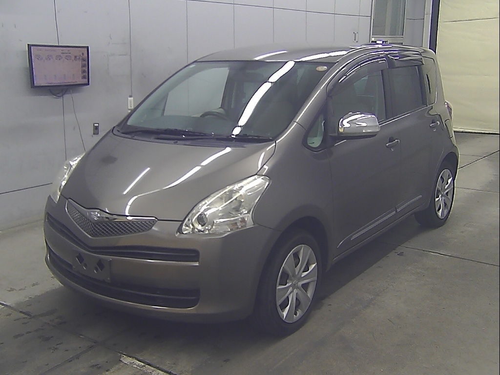 TOYOTA RACTIS
