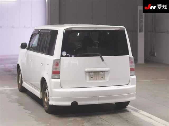 TOYOTA BB
