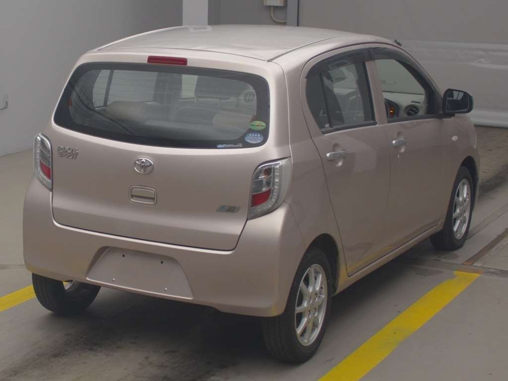 TOYOTA PIXIS EPOCH