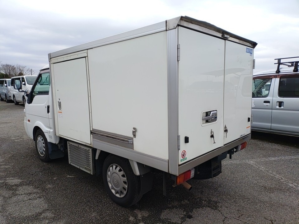MAZDA BONGO