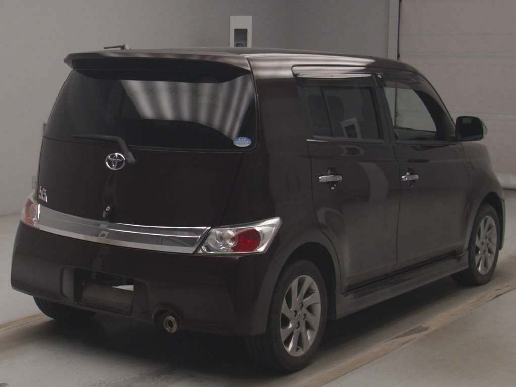 TOYOTA BB