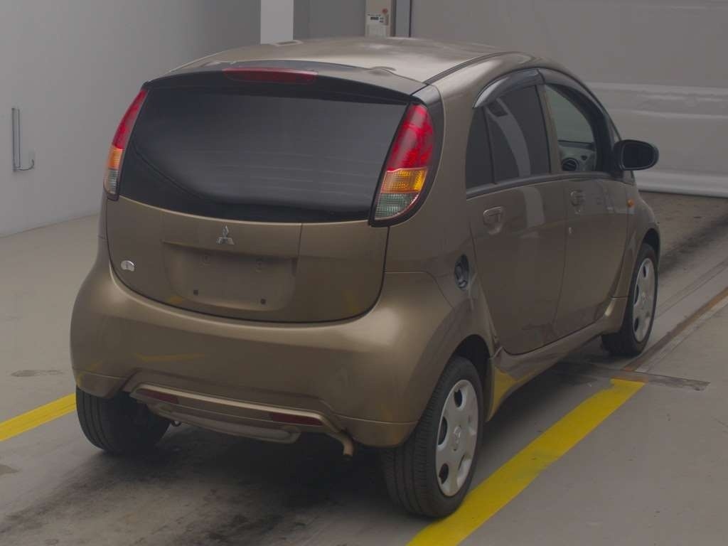 MITSUBISHI I