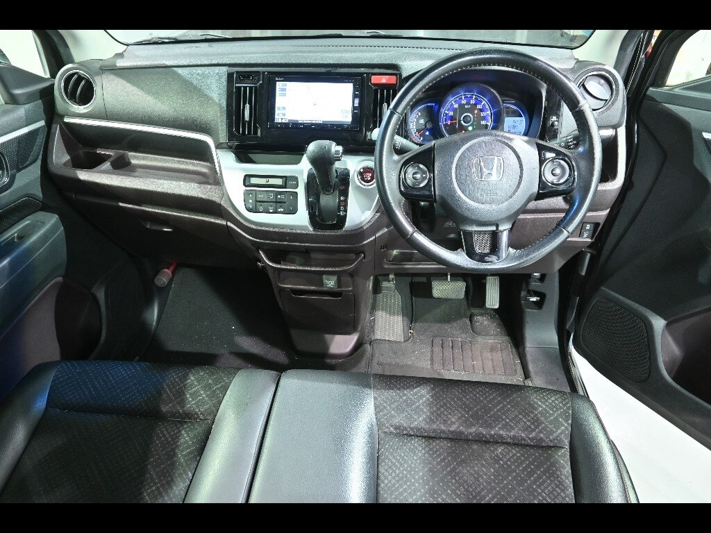 HONDA N-WGN