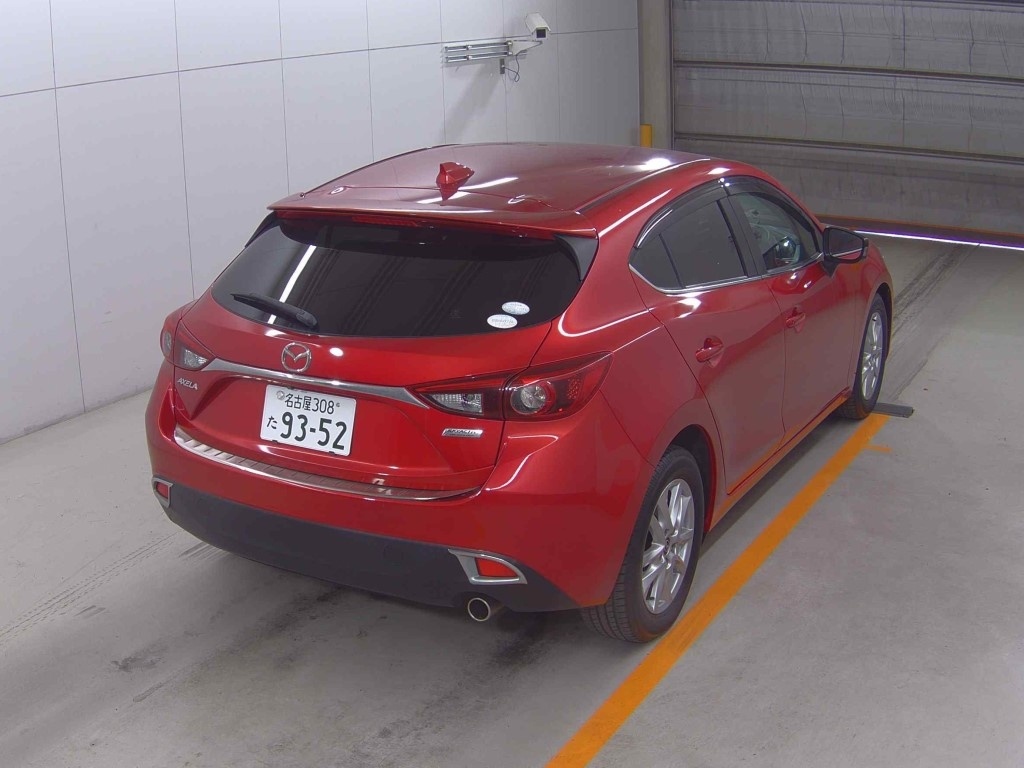 MAZDA AXELA