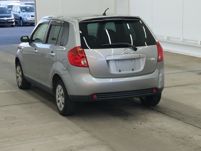 MAZDA VERISA