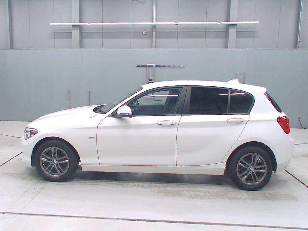 BMW 1-SERIES