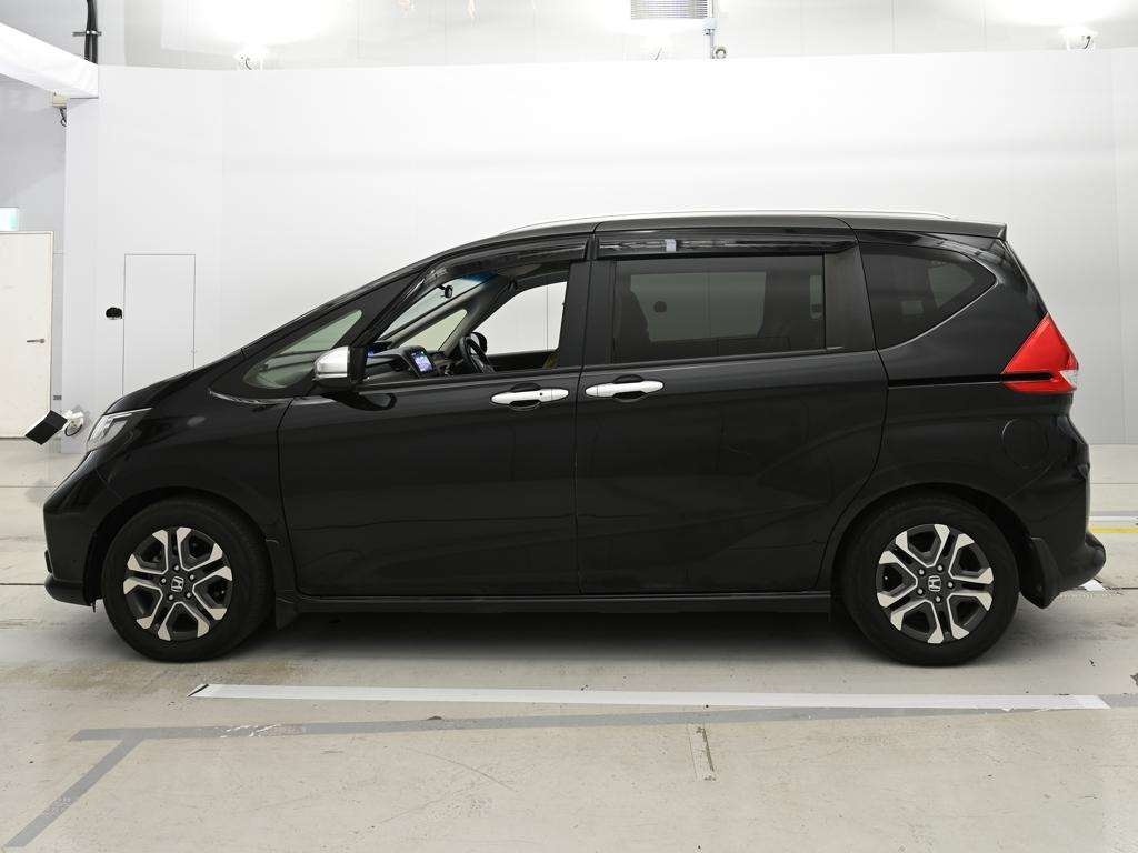 HONDA FREED+