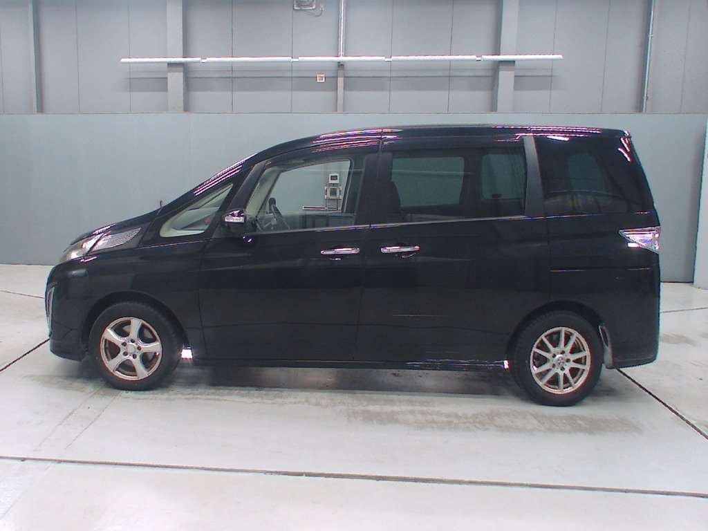 MAZDA BIANTE