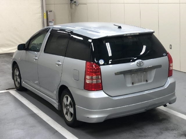 TOYOTA WISH
