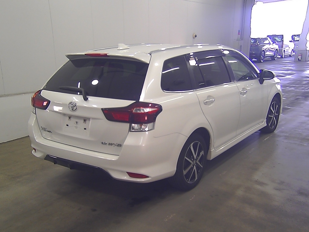 TOYOTA COROLLA FIELDER