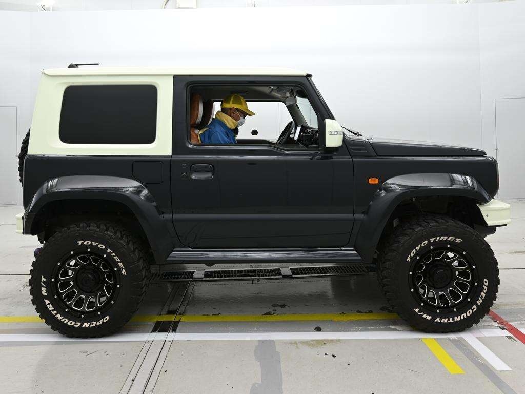 SUZUKI JIMNY SIERRA