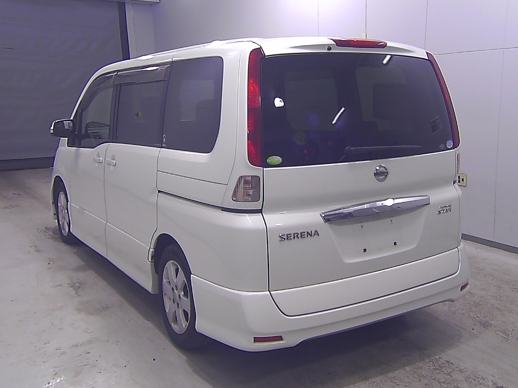 NISSAN SERENA