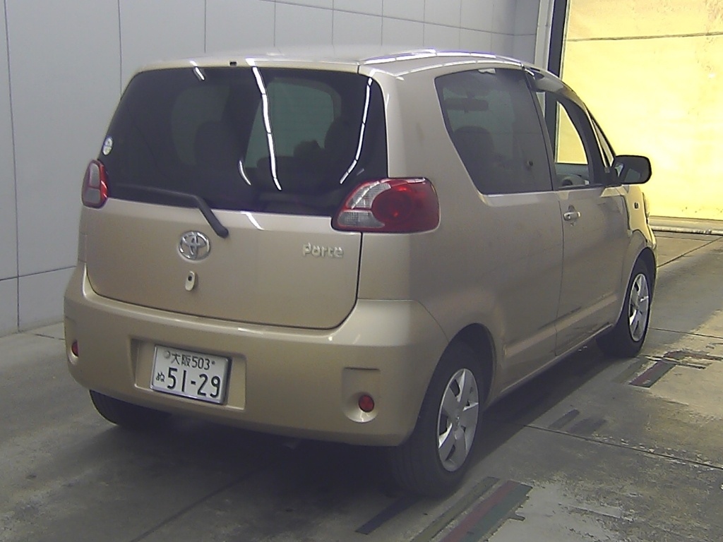 TOYOTA PORTE