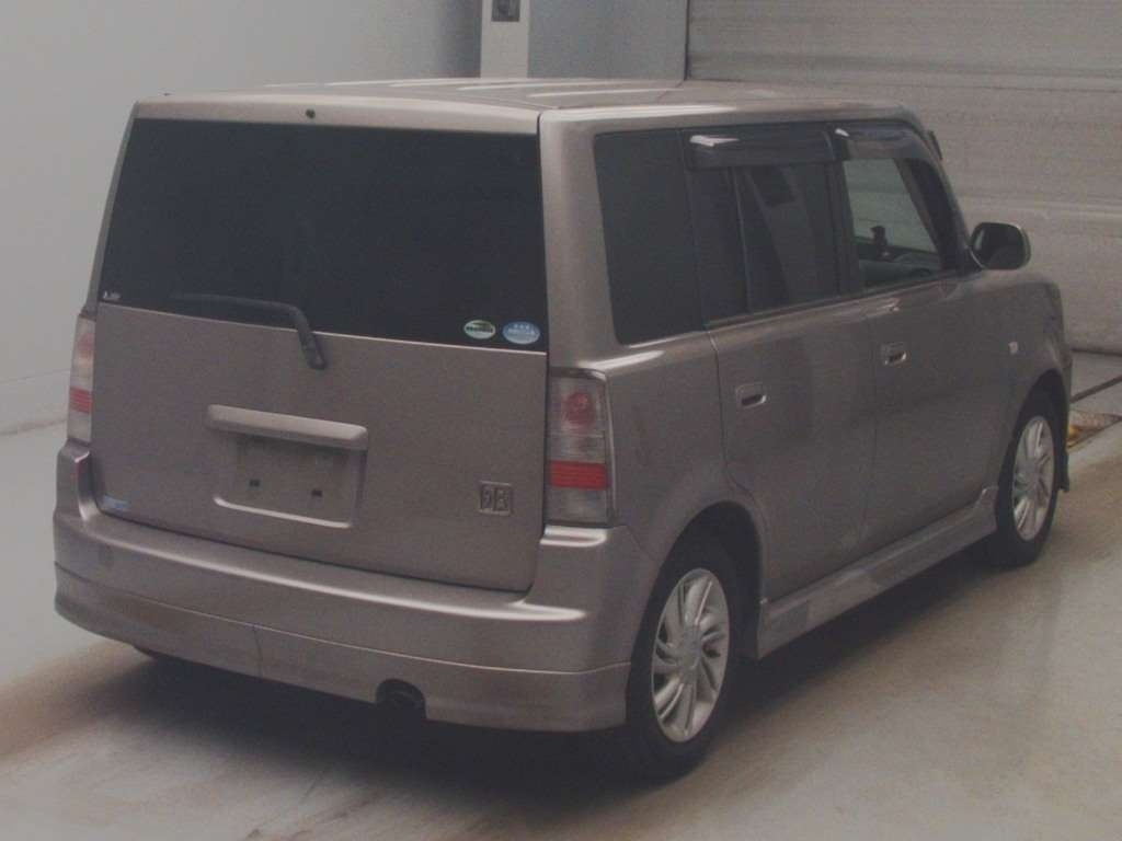 TOYOTA BB