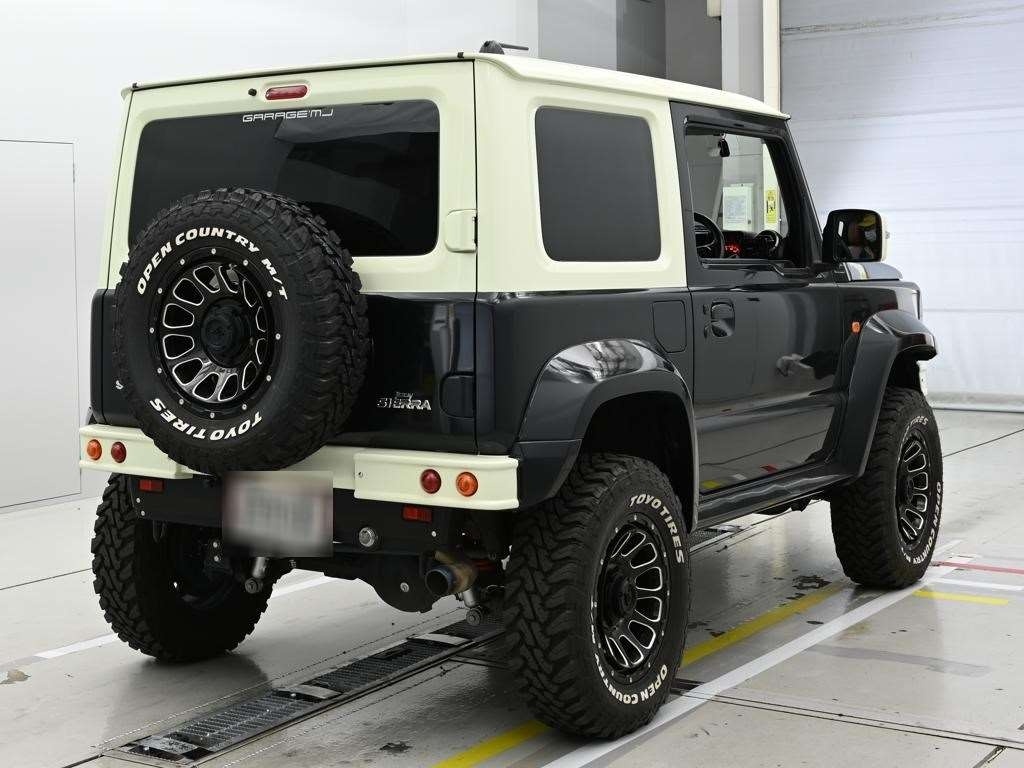 SUZUKI JIMNY SIERRA