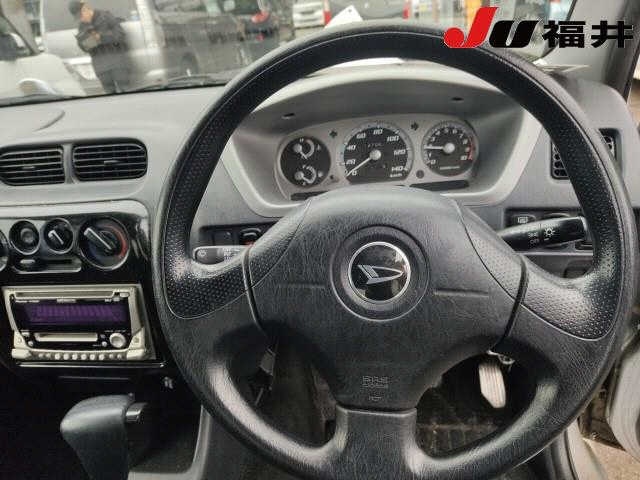 DAIHATSU TERIOS KID