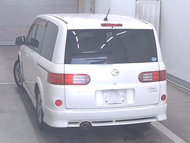 NISSAN LAFESTA