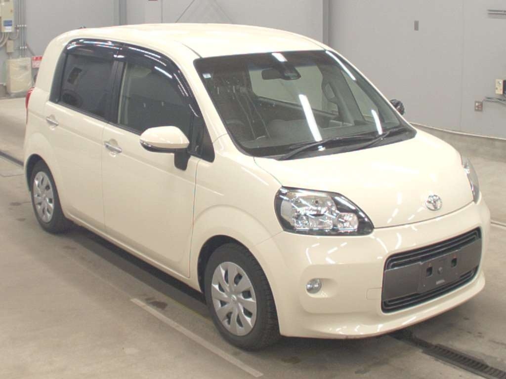 TOYOTA PORTE