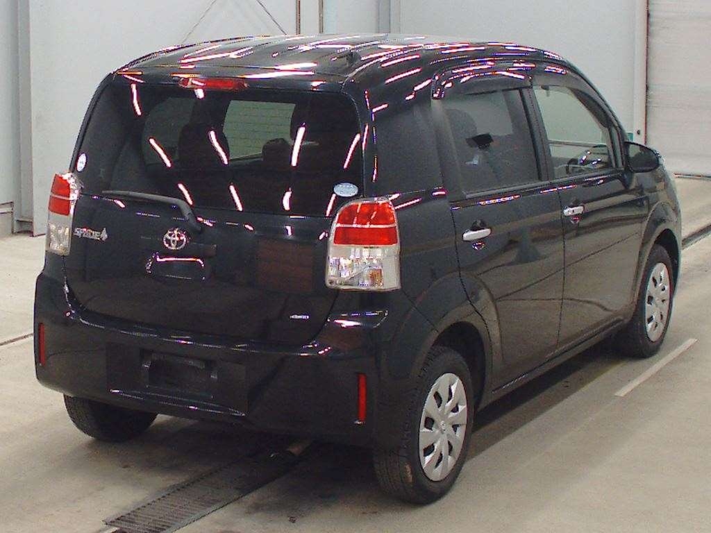 TOYOTA SPADE