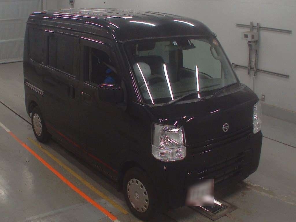 NISSAN NV100 CLIPPER