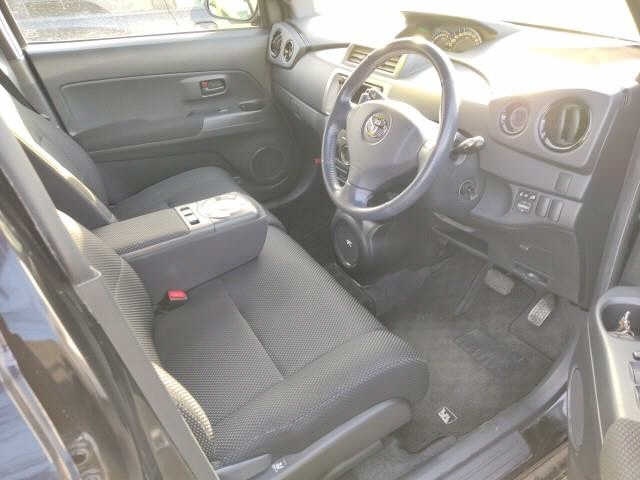 TOYOTA BB