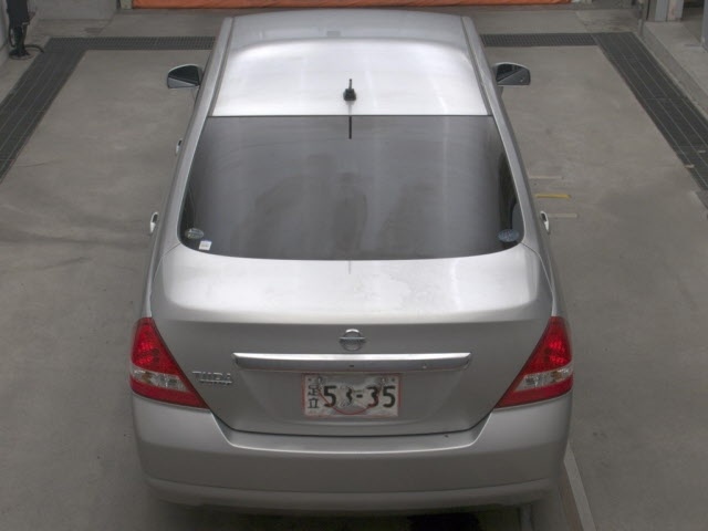 NISSAN TIIDA LATIO