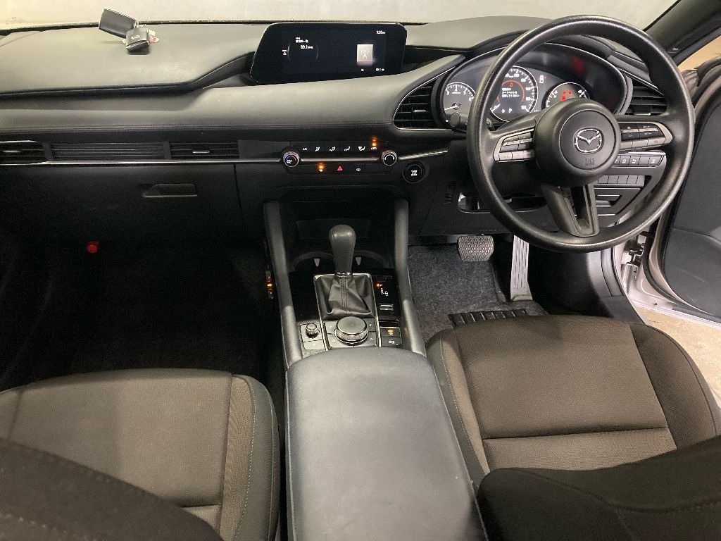 MAZDA MAZDA3