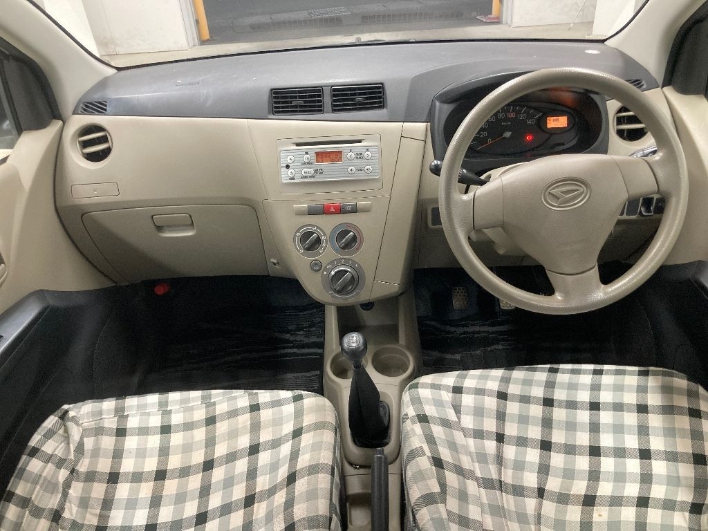 DAIHATSU MIRA