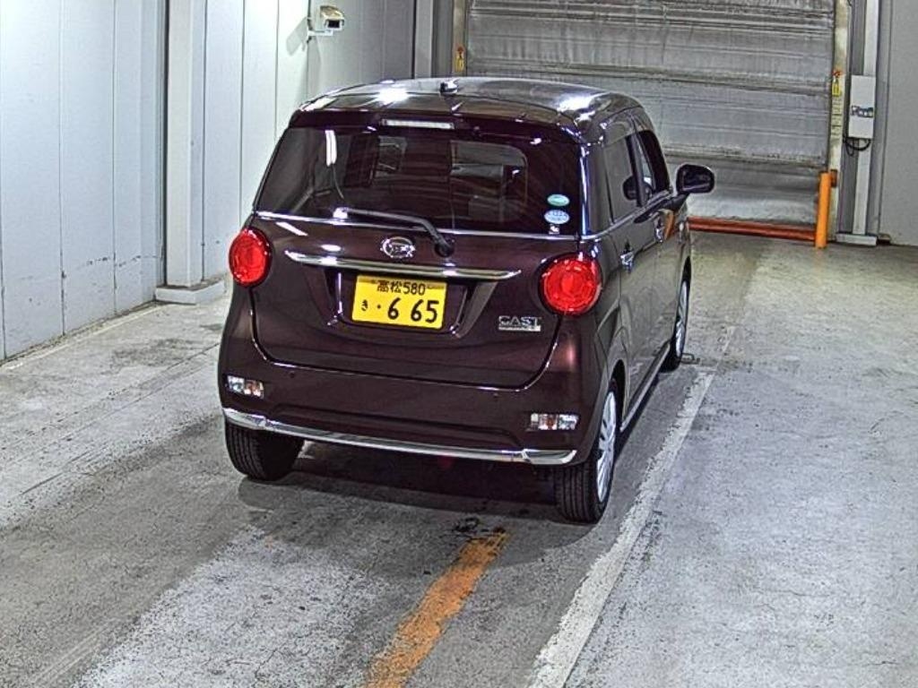 DAIHATSU CAST