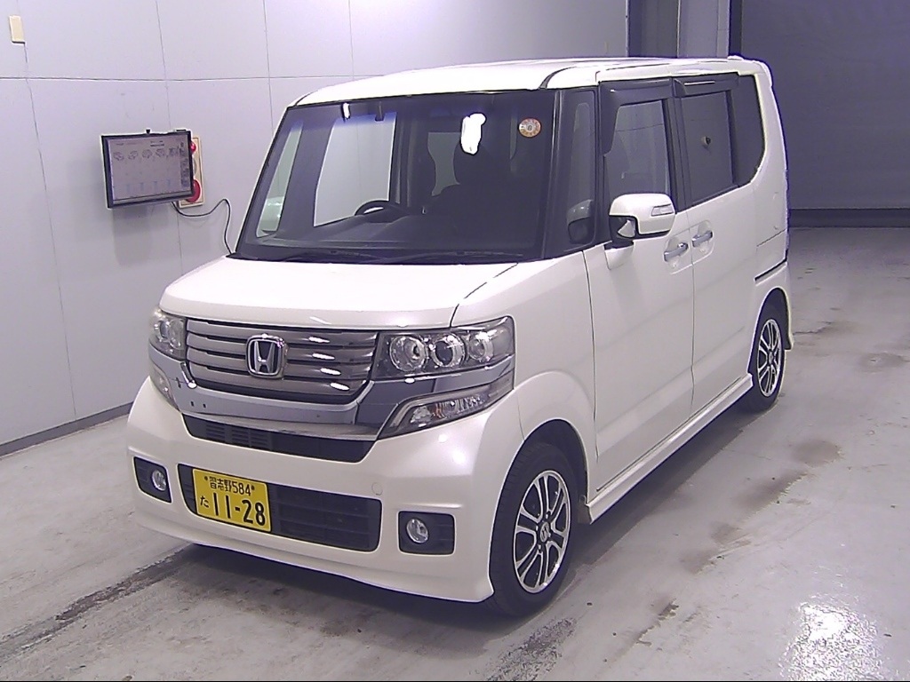 HONDA N-BOX